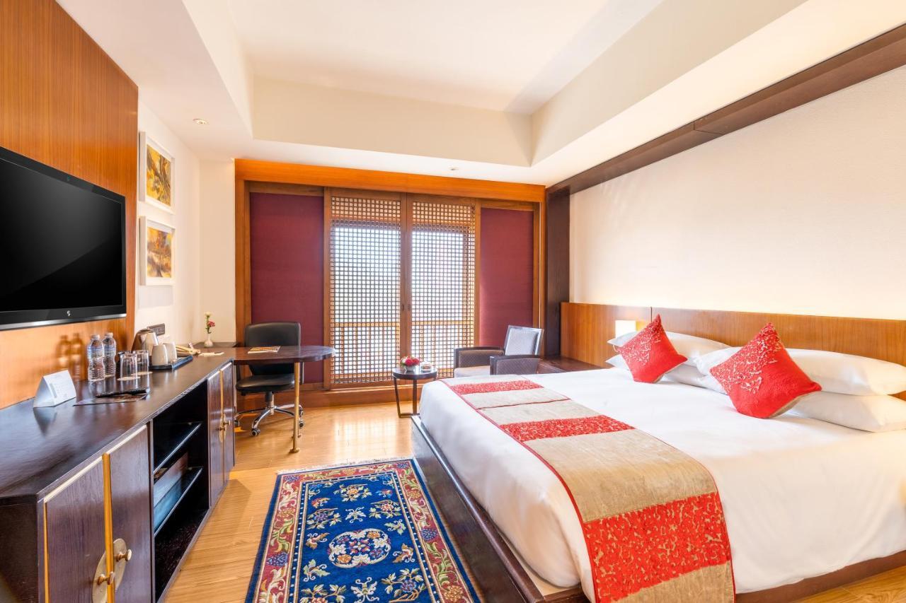 The Soaltee Kathmandu Hotel Екстериор снимка
