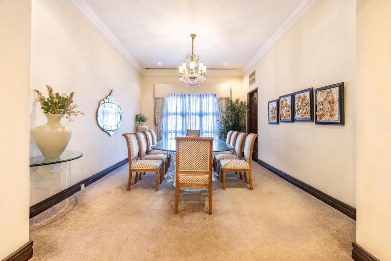 The Soaltee Kathmandu Hotel Екстериор снимка