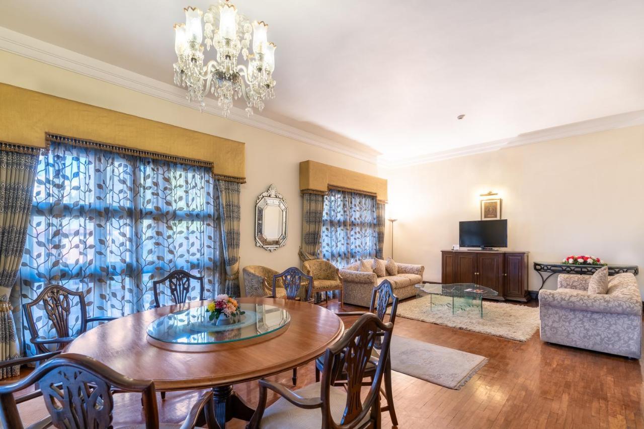 The Soaltee Kathmandu Hotel Екстериор снимка